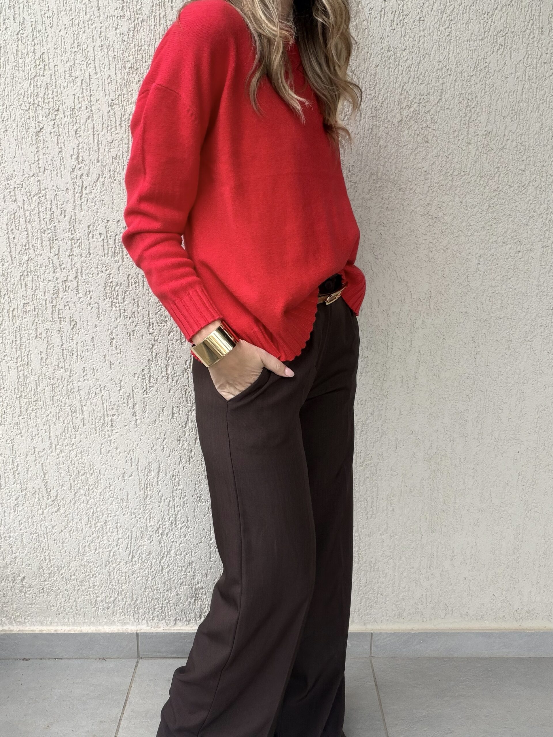 Victoria Sweater Red - Image 2