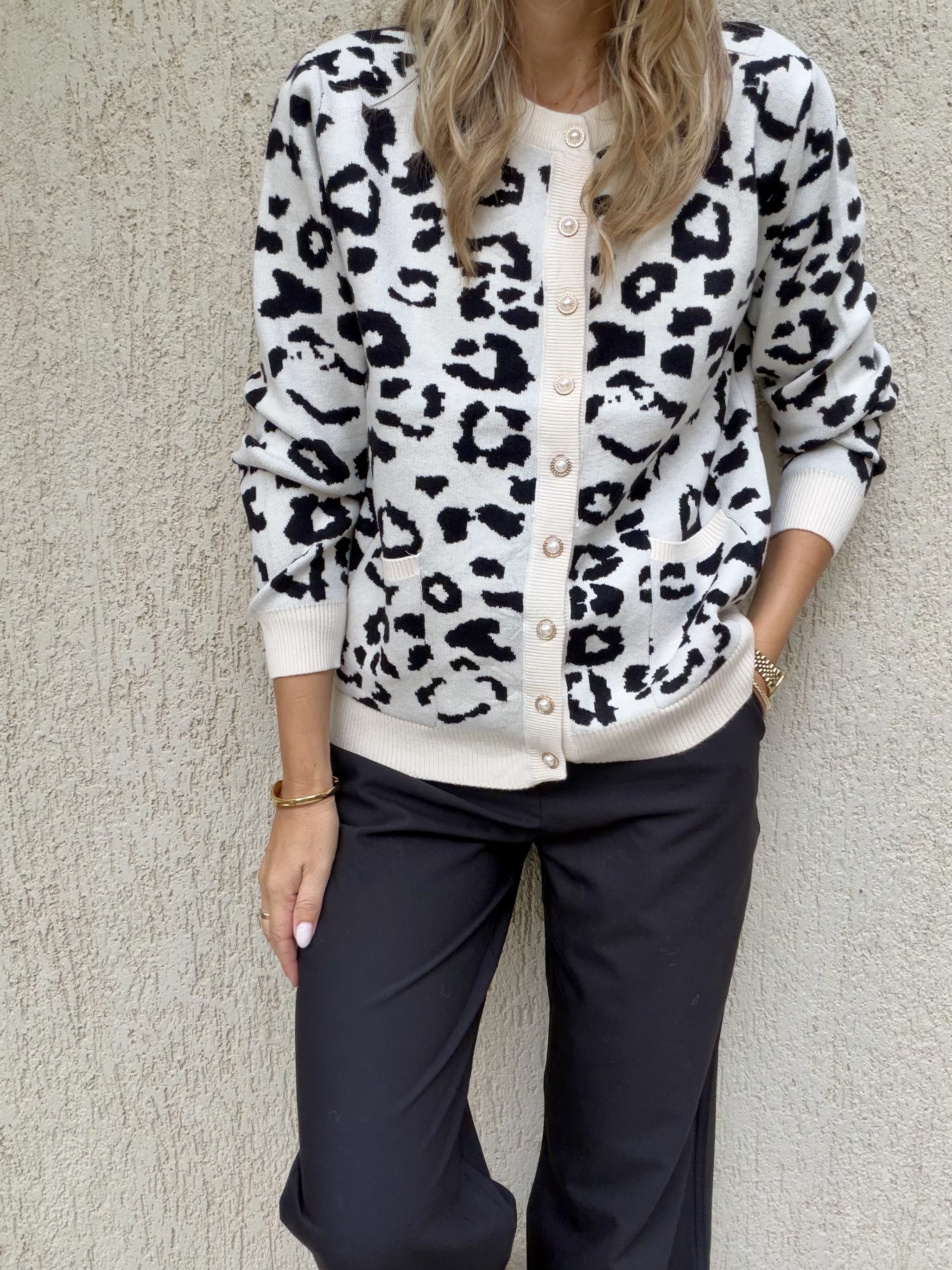 Bella Cardigan White - Image 4